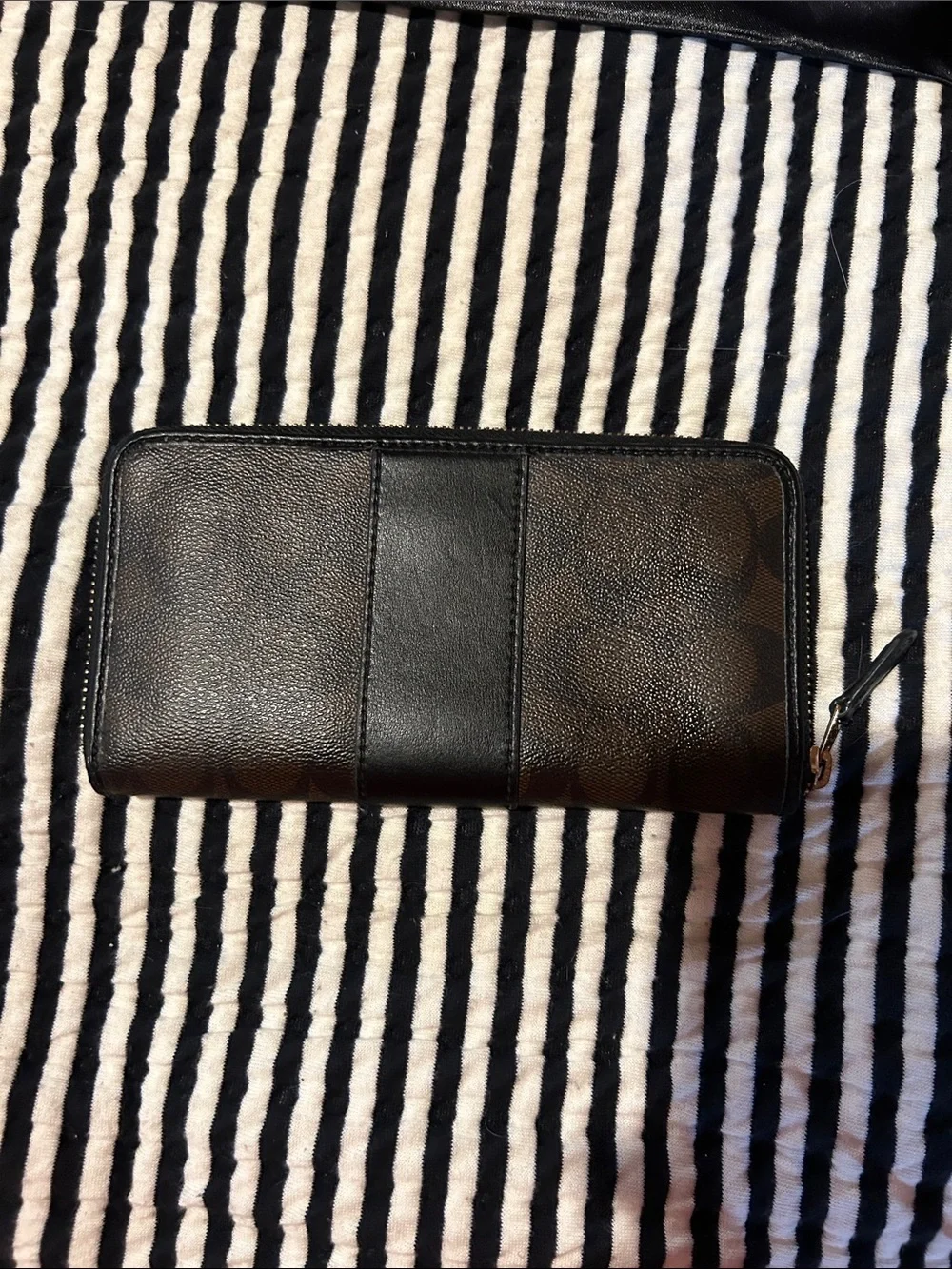 Coach Black Leather Zip Wallet with Gold Logo